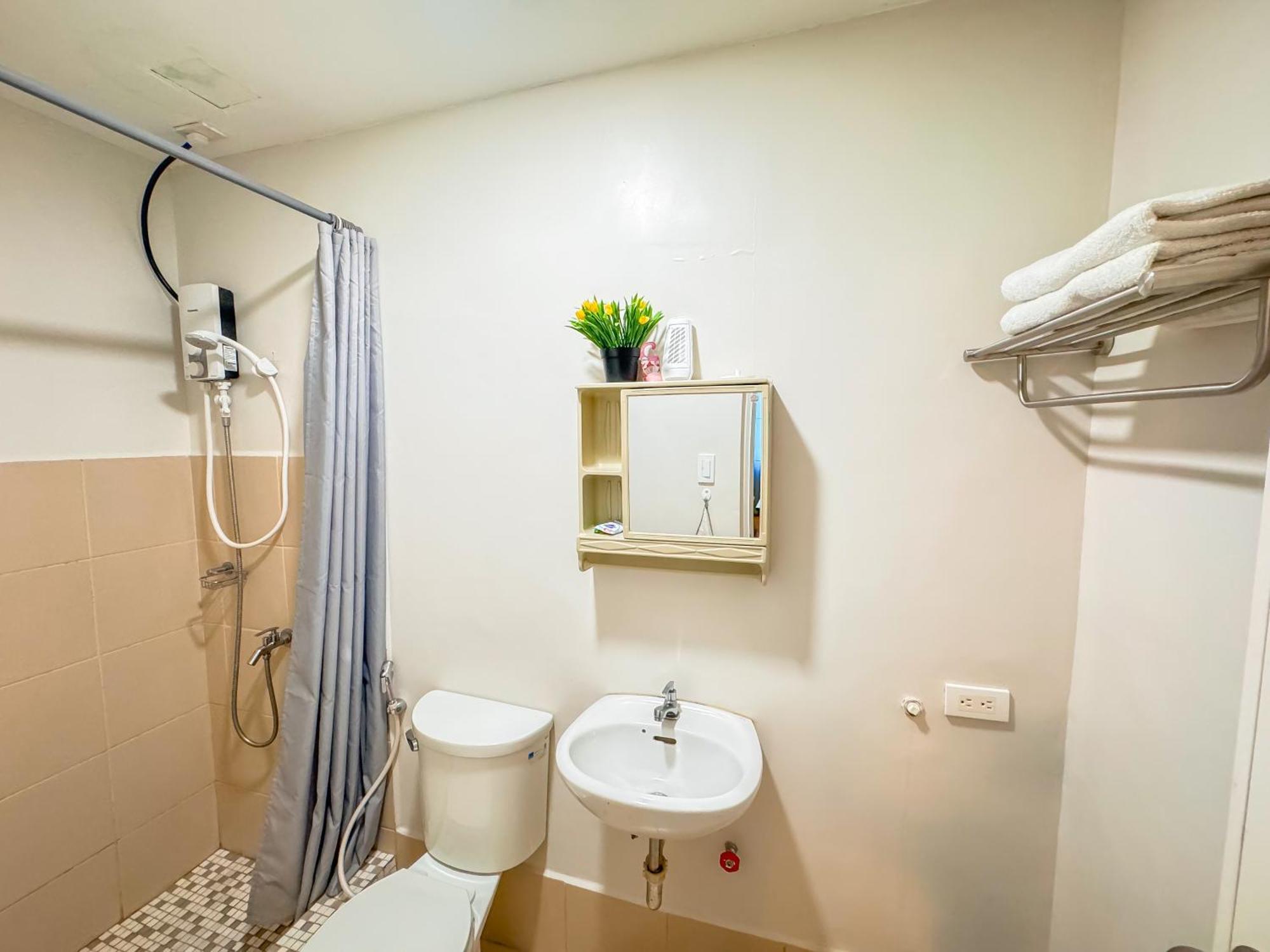 Apartament The Loop 2Br Fully Furnished Corner Unit W Balcony Cagayan de Oro Zewnętrze zdjęcie